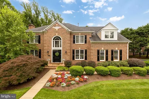1257 New Bedford Ln, Reston, VA 20194