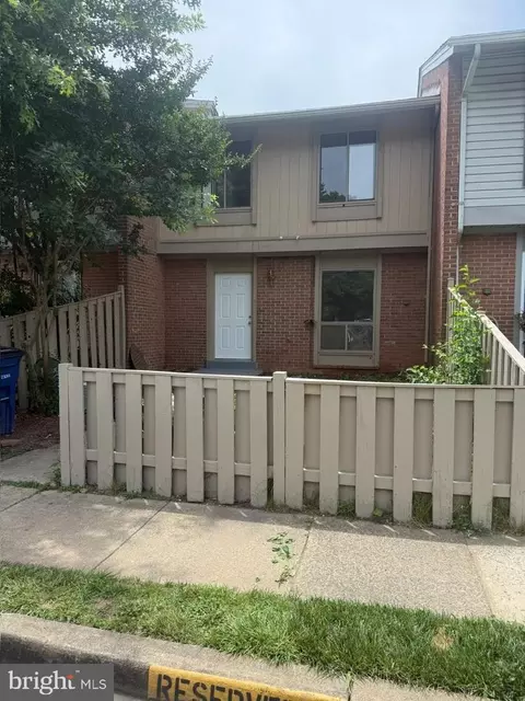 1287 Springtide Pl, Herndon, VA 20170