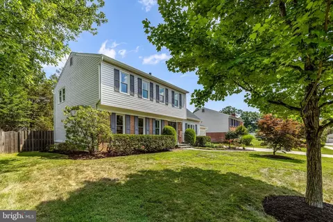 Exterior - 7808 Braemar Way, Springfield, VA 22153 photo 4 of 9
