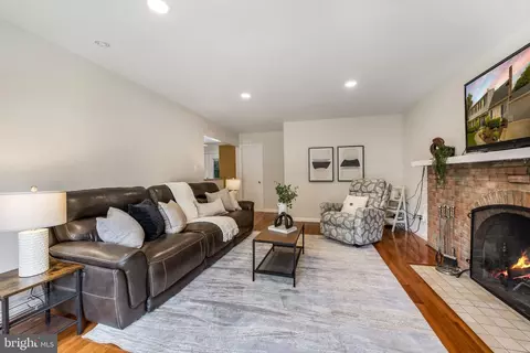 Other - 7808 Braemar Way, Springfield, VA 22153 photo 2 of 8