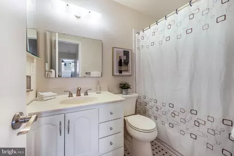 Bath - 7808 Braemar Way, Springfield, VA 22153 photo 4 of 4