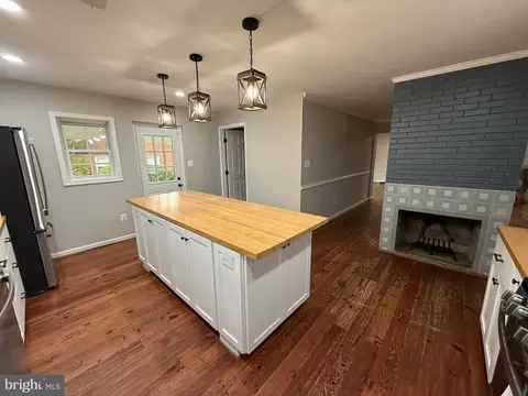 Kitchen - 7412 Axton St, Springfield, VA 22151 photo 4 of 5