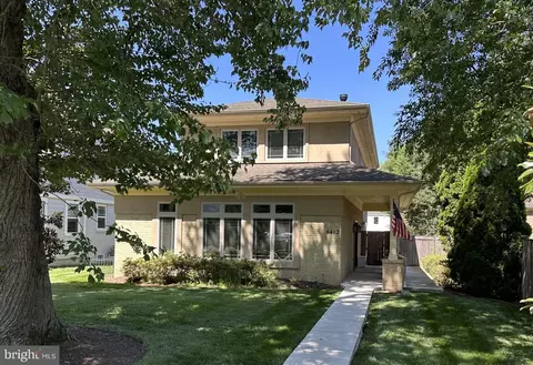 6402 13th St, Alexandria, VA 22307