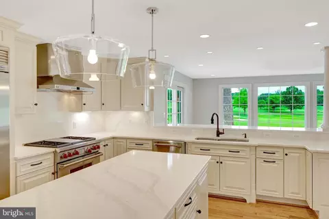 Kitchen - 6700 Norview Ct, Springfield, VA 22152 photo 2 of 5