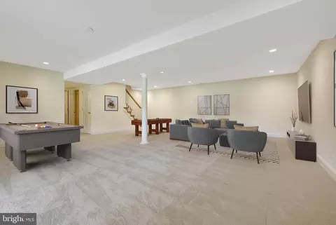 Living - 6700 Norview Ct, Springfield, VA 22152 photo 8 of 8