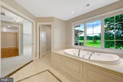 Bath - 6700 Norview Ct, Springfield, VA 22152 photo 4 of 8
