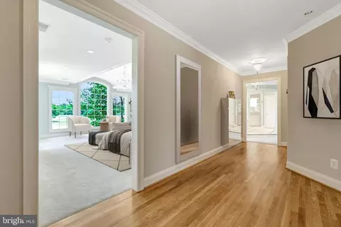Entry Way - 6700 Norview Ct, Springfield, VA 22152 photo 3 of 4