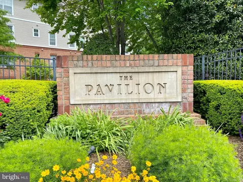 7000 Falls Reach Dr #407, Falls Church, VA 22043