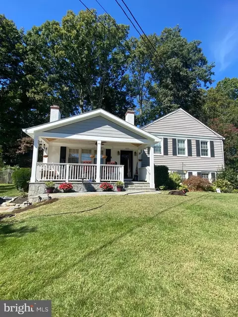 7623 Mendota Pl, Springfield, VA 22150