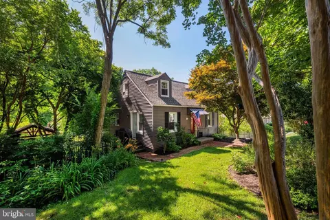 8509 Richmond Ave, Alexandria, VA 22309