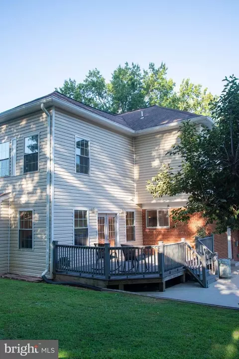 Exterior - 5409 Easton Dr, Springfield, VA 22151 photo 3 of 9