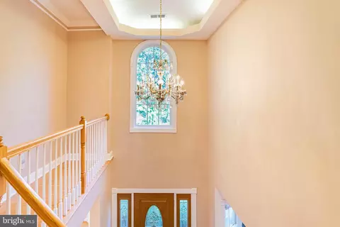 Entry Way - 5409 Easton Dr, Springfield, VA 22151 photo 4 of 7