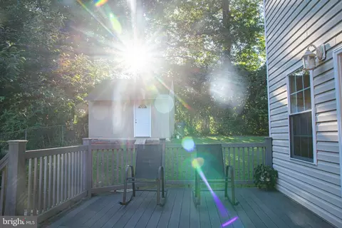 Exterior - 5409 Easton Dr, Springfield, VA 22151 photo 5 of 9