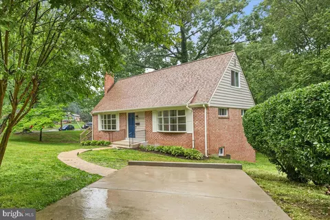 Exterior - 8624 Parliament Dr, Springfield, VA 22151 photo 2 of 13