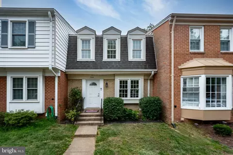 2935 Cashel Ln, Vienna, VA 22181