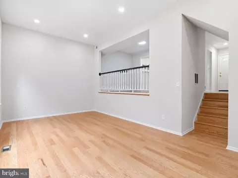 Living - 8398 Uxbridge Ct, Springfield, VA 22151 photo 4 of 4