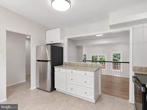 Kitchen - 8398 Uxbridge Ct, Springfield, VA 22151 photo 3 of 4