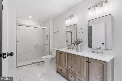 Bath - 8398 Uxbridge Ct, Springfield, VA 22151 photo 1 of 2