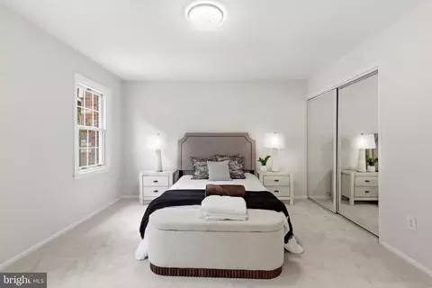 Bedroom - 8398 Uxbridge Ct, Springfield, VA 22151 photo 2 of 5