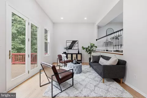 Living - 8398 Uxbridge Ct, Springfield, VA 22151 photo 3 of 3