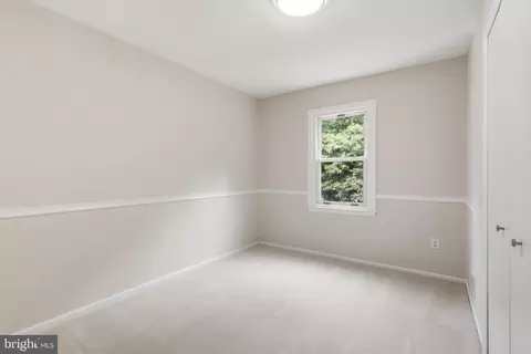 Bedroom - 8398 Uxbridge Ct, Springfield, VA 22151 photo 4 of 5