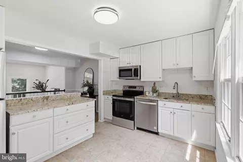 Kitchen - 8398 Uxbridge Ct, Springfield, VA 22151 photo 2 of 3