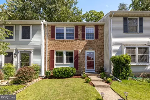 Exterior - 8100 Loving Forest Ct, Springfield, VA 22153 photo 3 of 7