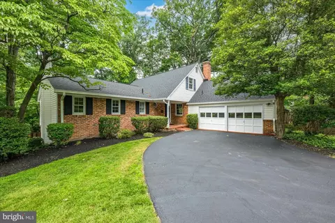 2012 Addey Ct, Falls Church, VA 22043