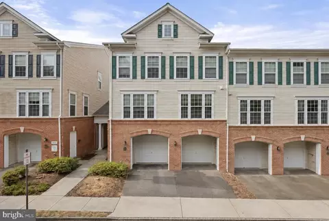 7049 Huntley Run Pl #116, Alexandria, VA 22306
