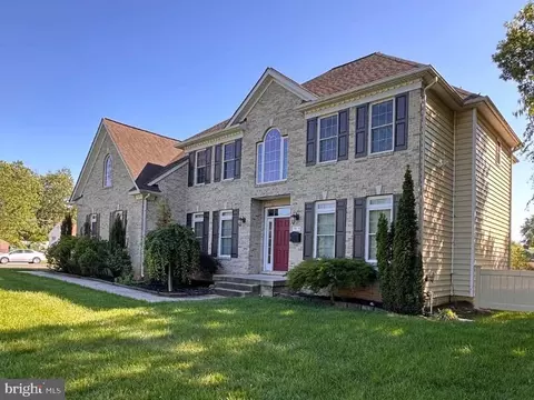 3818 Fairfax Pkwy, Alexandria, VA 22312