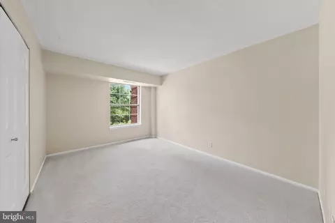 Bedroom - 7680 Tremayne Pl #204, Mclean, VA 22102 photo 2 of 3