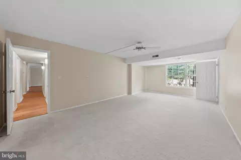 Living - 7680 Tremayne Pl #204, Mclean, VA 22102 photo 3 of 3