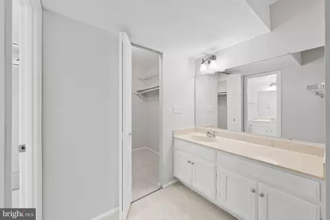 Other - 7680 Tremayne Pl #204, Mclean, VA 22102 photo 9 of 16
