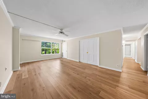 Living - 7680 Tremayne Pl #204, Mclean, VA 22102 photo 1 of 3