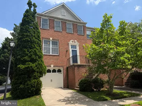 2901 Jessica Ct, Vienna, VA 22181
