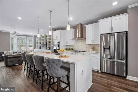 110 Market Sq NW #24, Vienna, VA 22180