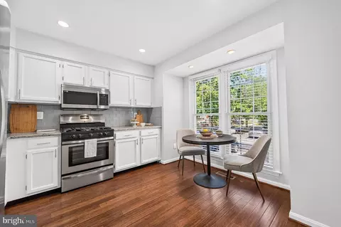 Kitchen - 6433 English Ivy Ct, Springfield, VA 22152 photo 1 of 2