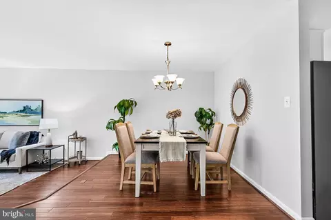 Dining - 6433 English Ivy Ct, Springfield, VA 22152 photo 2 of 2