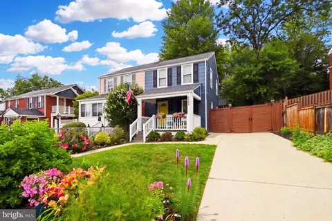 5865 Edgehill Dr, Alexandria, VA 22303