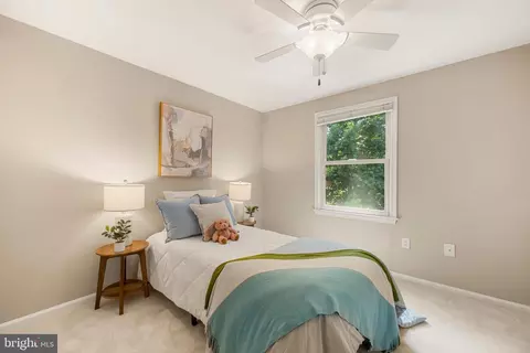 Bedroom - 6552 Raftelis Rd, Burke, VA 22015 photo 8 of 9