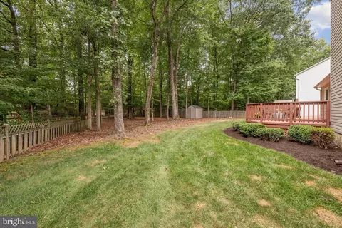 Exterior - 6552 Raftelis Rd, Burke, VA 22015 photo 5 of 9