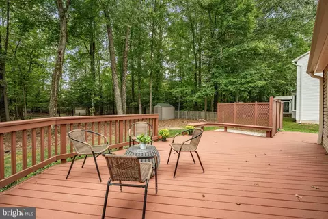 Exterior - 6552 Raftelis Rd, Burke, VA 22015 photo 3 of 9