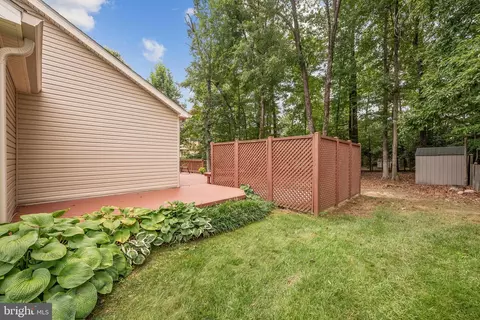 Exterior - 6552 Raftelis Rd, Burke, VA 22015 photo 7 of 9