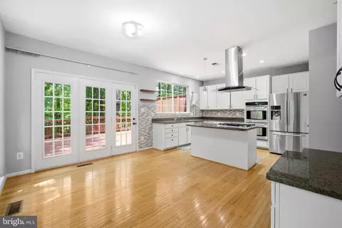 4601 Buckhorn Rdg, Fairfax, VA 22030
