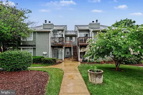 8619 Beekman Pl #19D, Alexandria, VA 22309