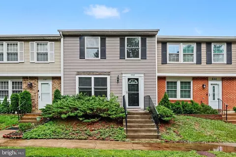8309 Pondside Ter, Alexandria, VA 22309