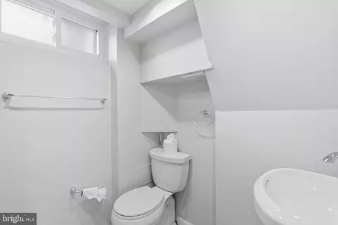 5419 Charlottesville Rd, Springfield, VA 22151 photo 17