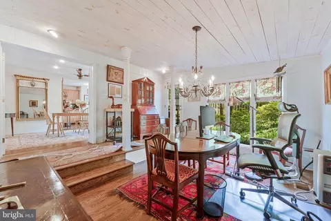 Dining - 1712 Birch Rd, Mclean, VA 22101 photo 6 of 6