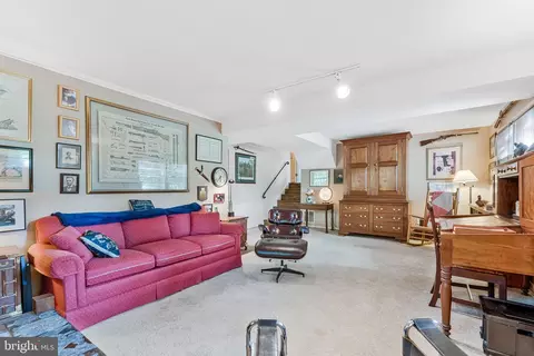 Living - 1712 Birch Rd, Mclean, VA 22101 photo 5 of 5