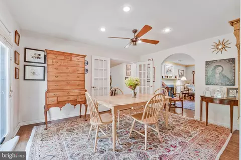 Dining - 1712 Birch Rd, Mclean, VA 22101 photo 4 of 6